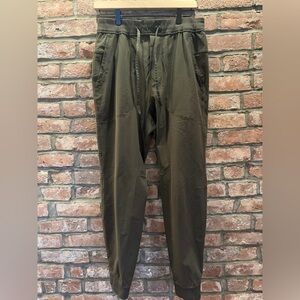 Lululemon Joggers - olive green (M)